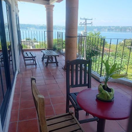Hotel La Laguna 特克塞丁戈 外观 照片